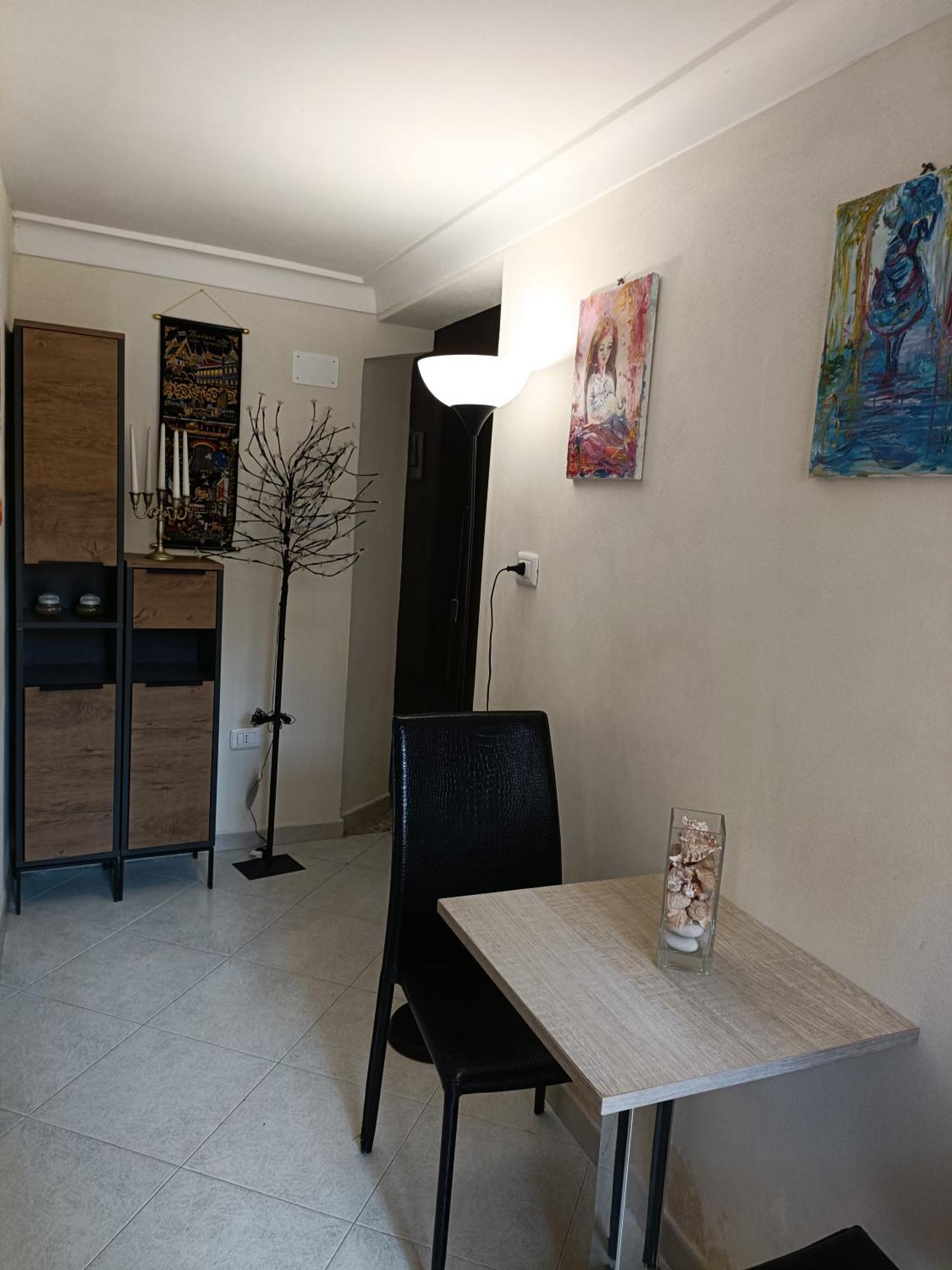 Casa Vacanza In Pieno Centro Storico Vicino Ostuni E La Riserva Di Torre Quaceto San Vito dei Normanni Room photo