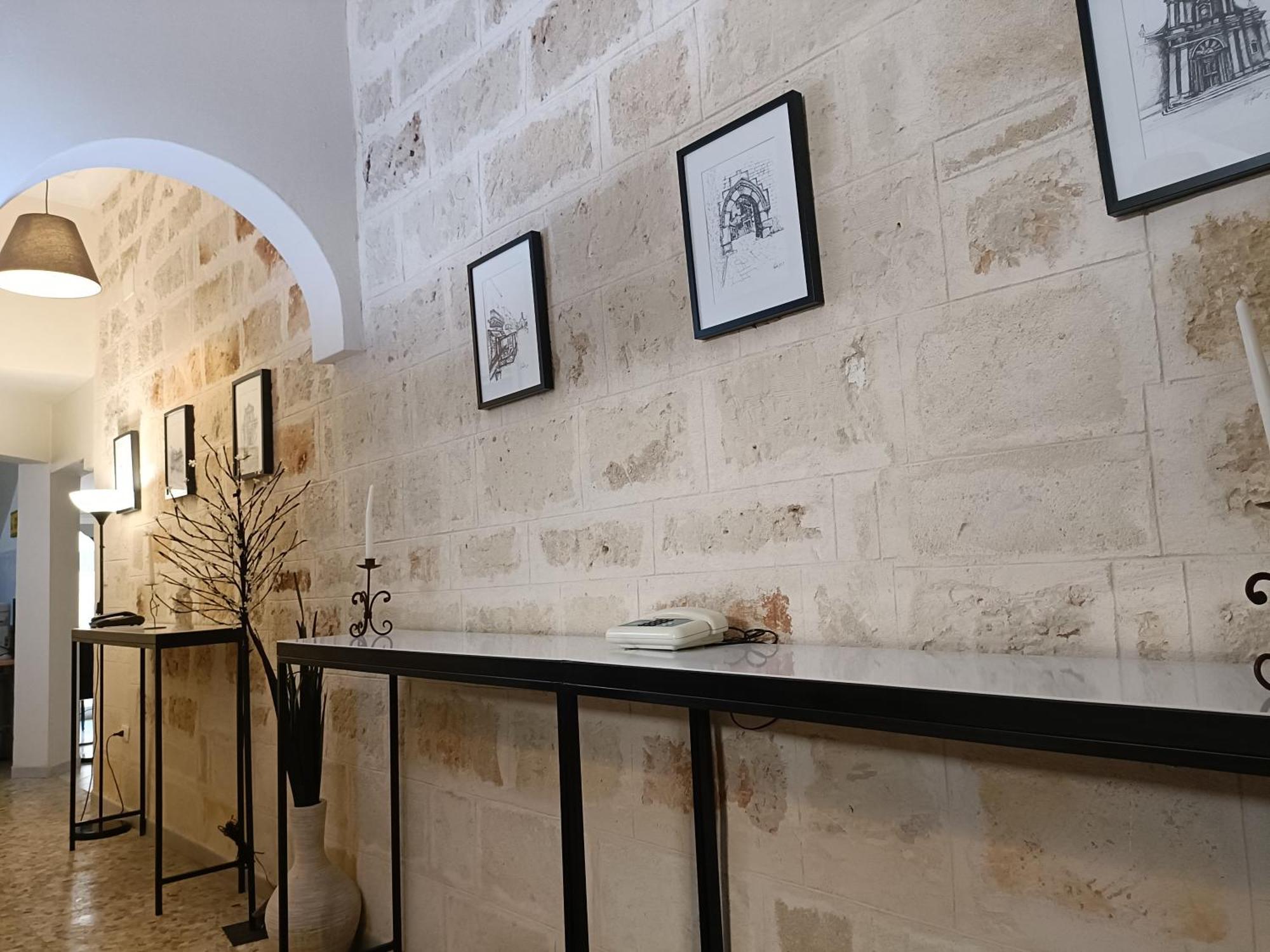 Casa Vacanza In Pieno Centro Storico Vicino Ostuni E La Riserva Di Torre Quaceto San Vito dei Normanni Exterior photo